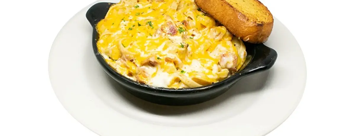 Niagara chicken pasta (media orden)
