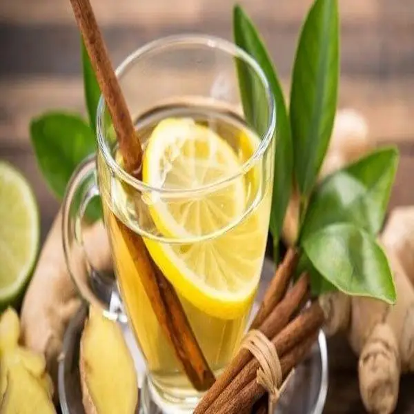 Gingerbread tea: ginger, pineapple, flaxseed and cinnamon