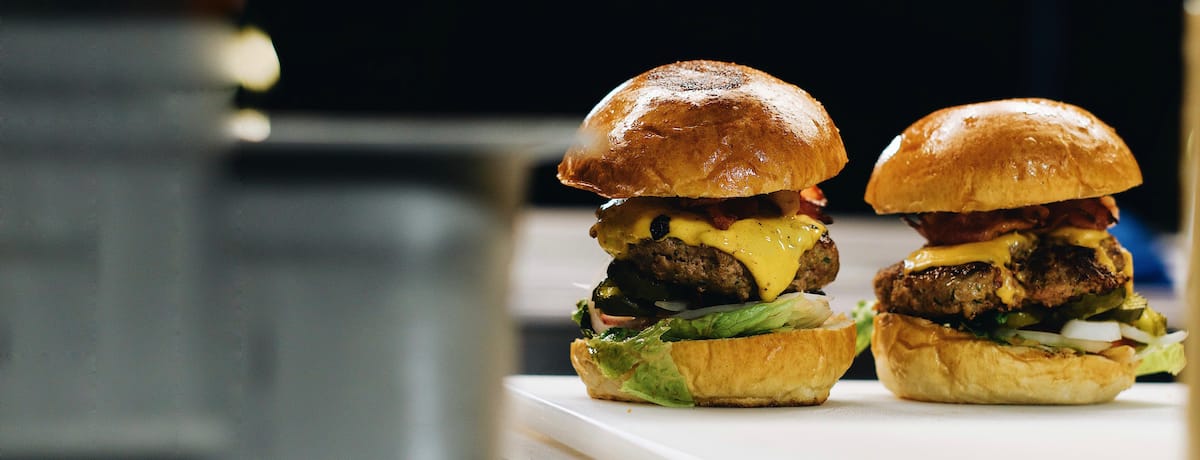 Volver_ Real Burgers